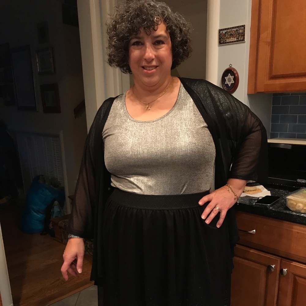 Meet your Posher, Adrienne